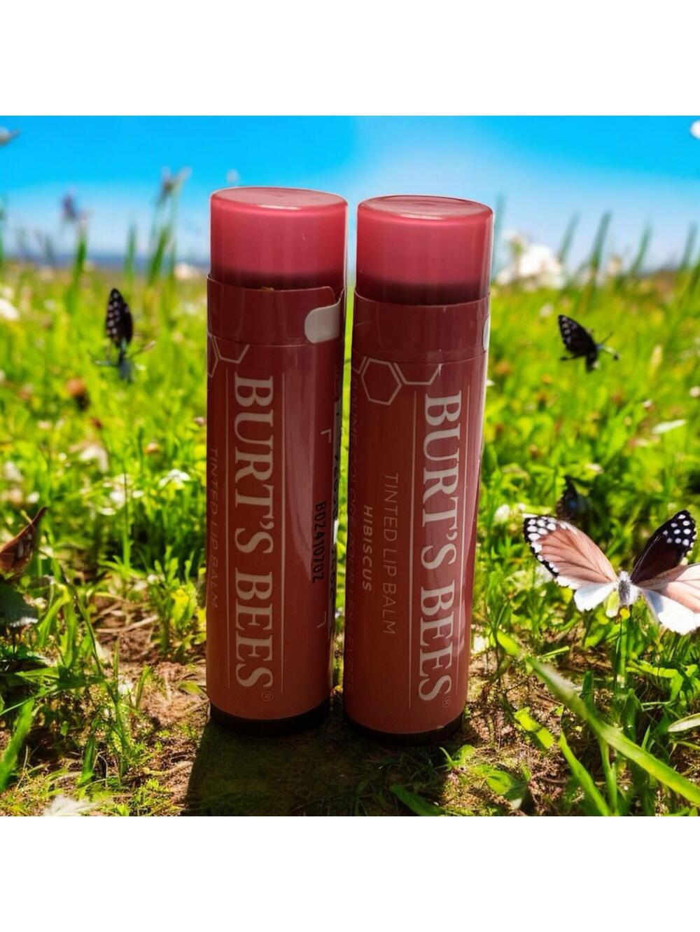 Burt’s Bees Hibiscus Lip Tint Balm Duo – Long Lasting 2-in-1 Tinted Balm